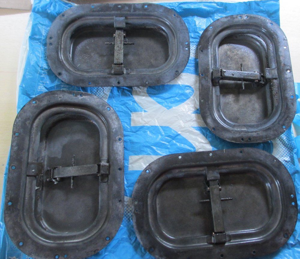 1965 series 2a station wagon derusting safari roof vents 36 hours3.JPG