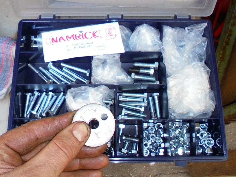 1965 series 2a station wagon fitting camshaft7.JPG