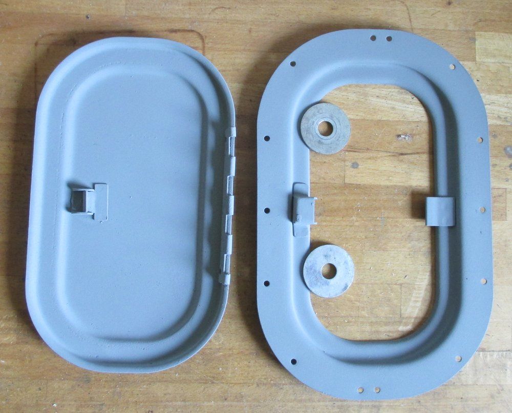 1965 series 2a station wagon zinga on roof vents comparison1.JPG