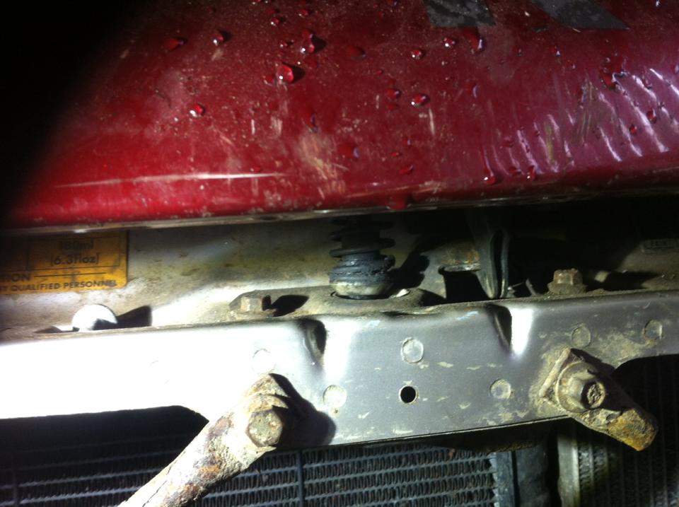 200tdi disco new td5 bonnet catch latch.jpg