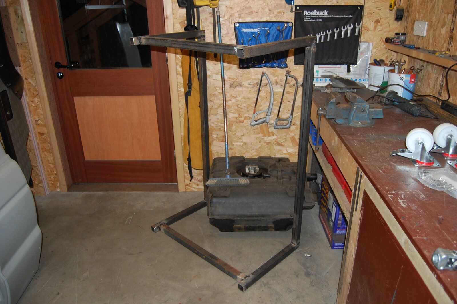 224.JPG