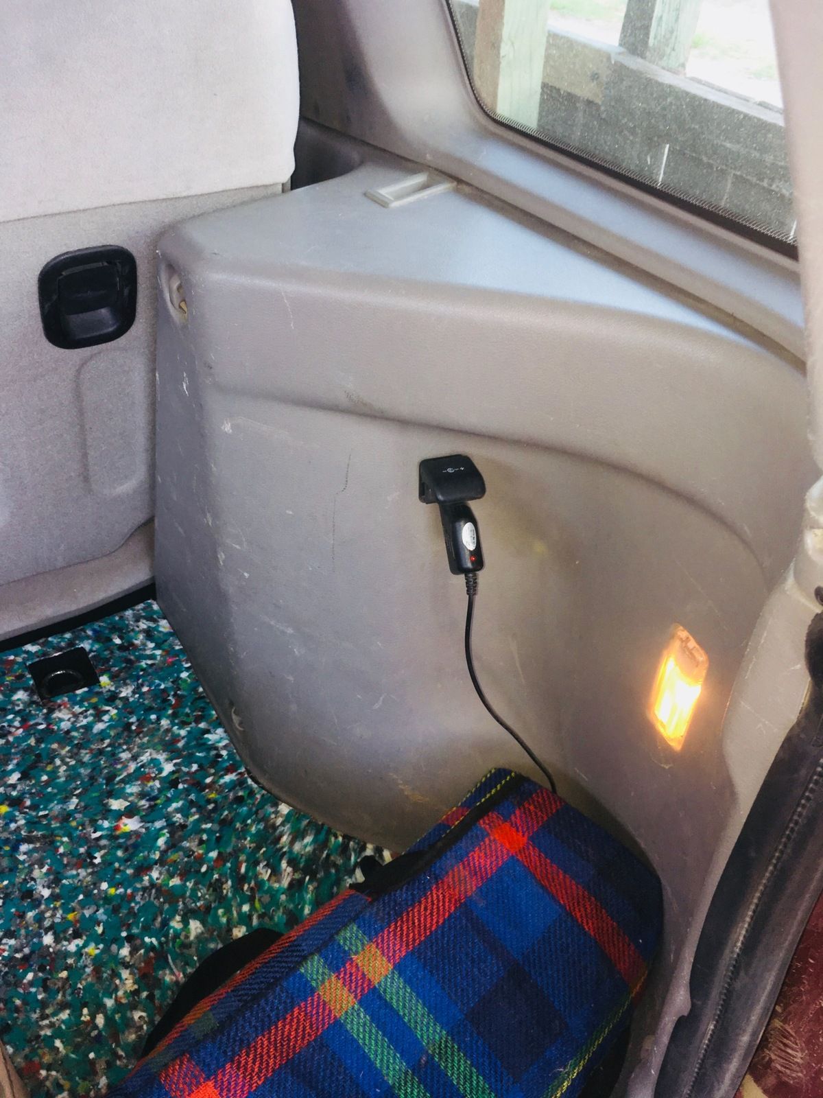 aux p-point 2.jpg