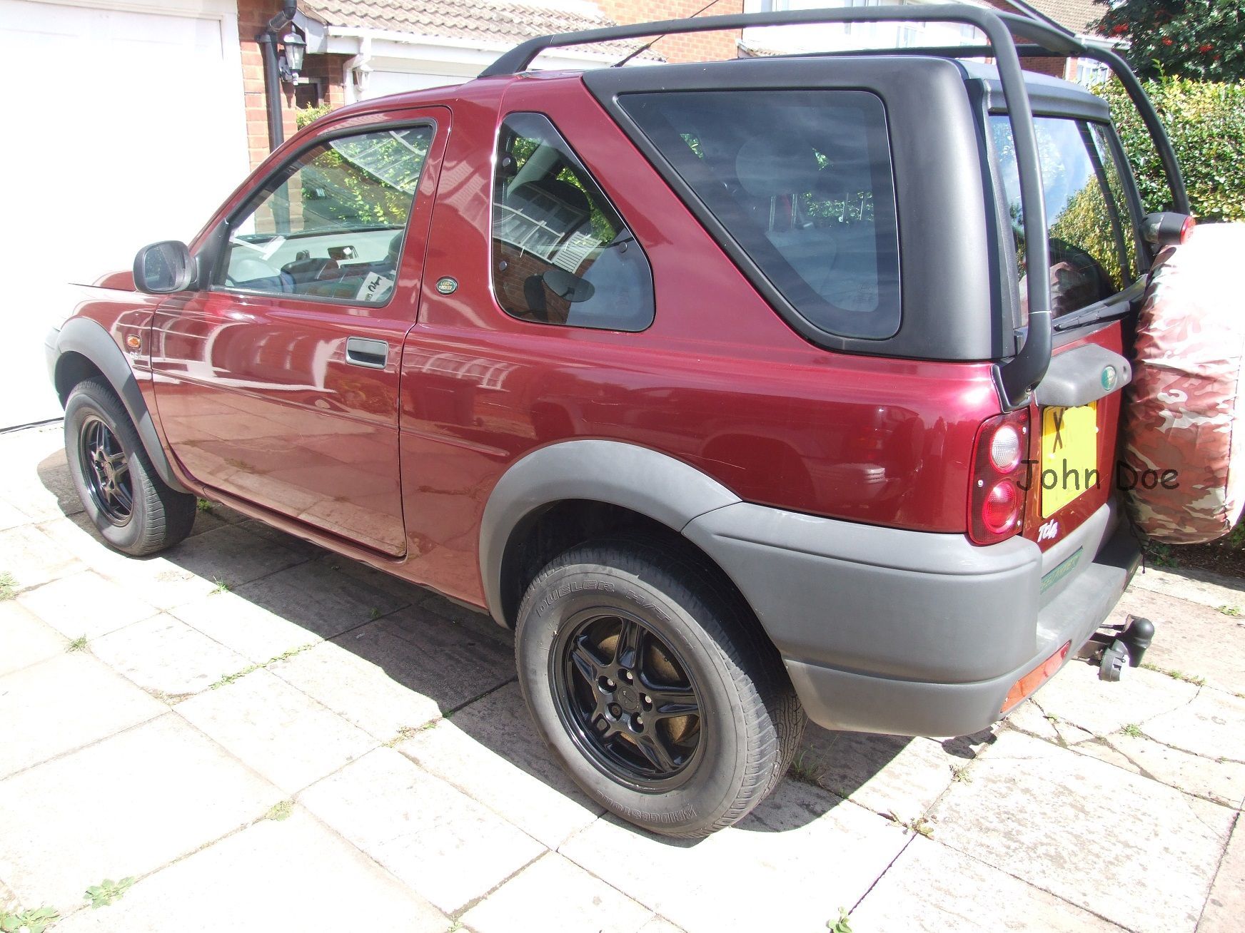 Black wheels WMF.jpg