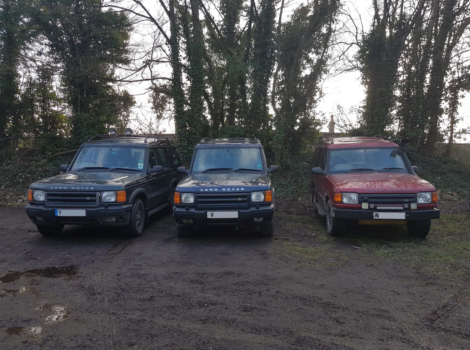 CH Service Landrovers - Copy.jpg