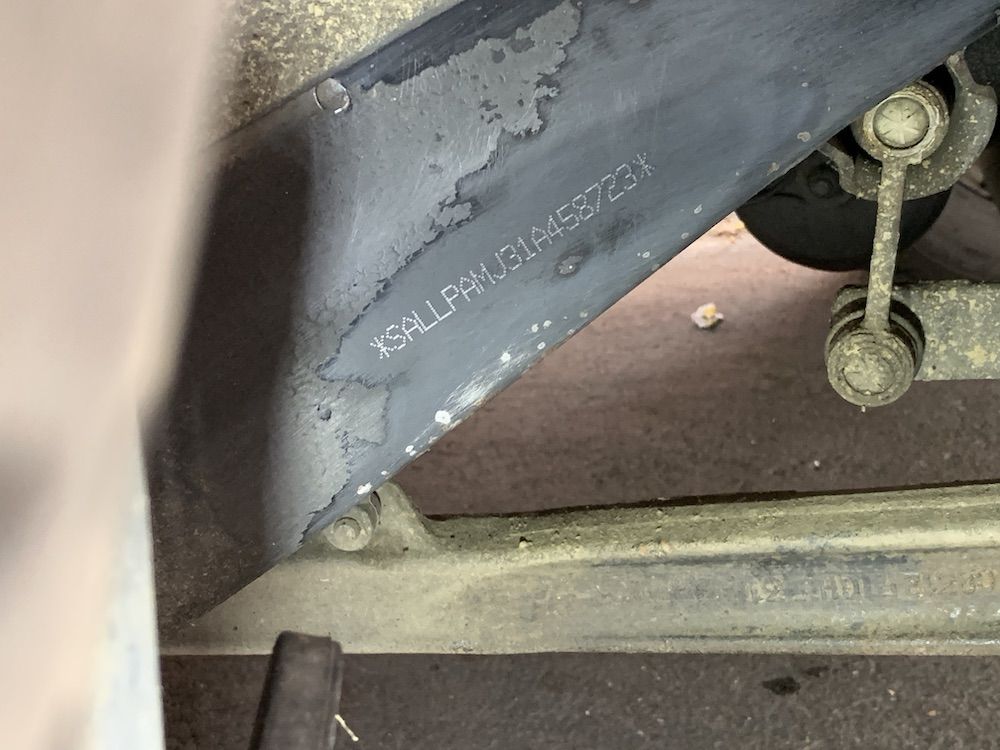 Chassis VIN  SALLPAMJ31A458723.jpg