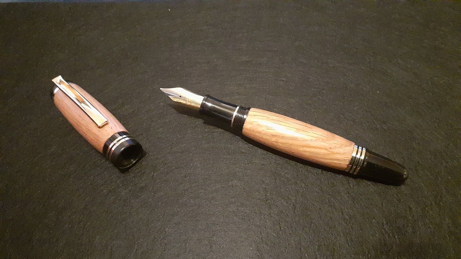 Fountain pen 2.jpg