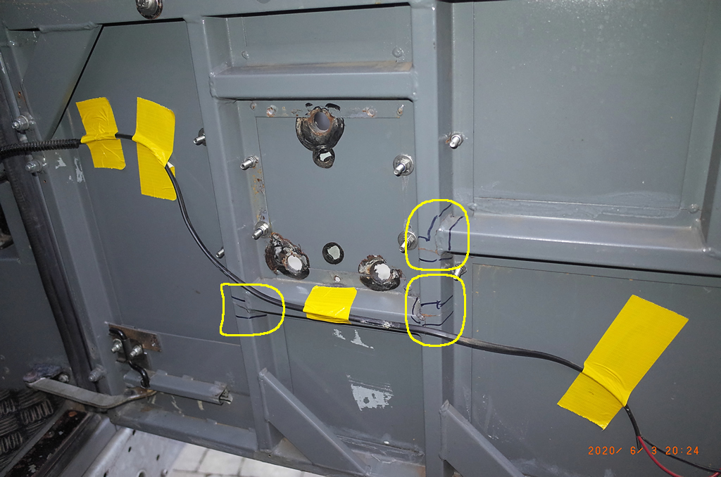 Grey90_back-door.jpg