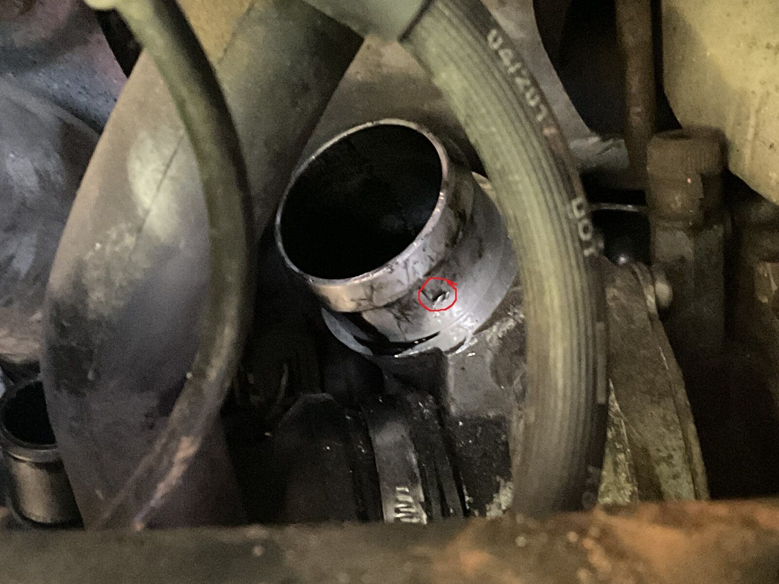 GS turbo leak.jpg