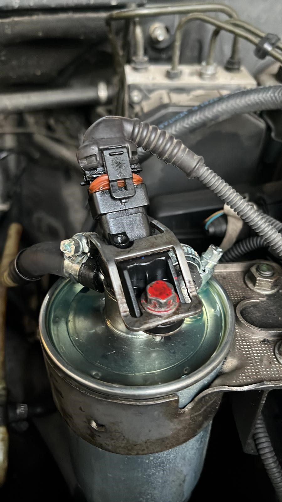 L322 Fuel thingy.jpg