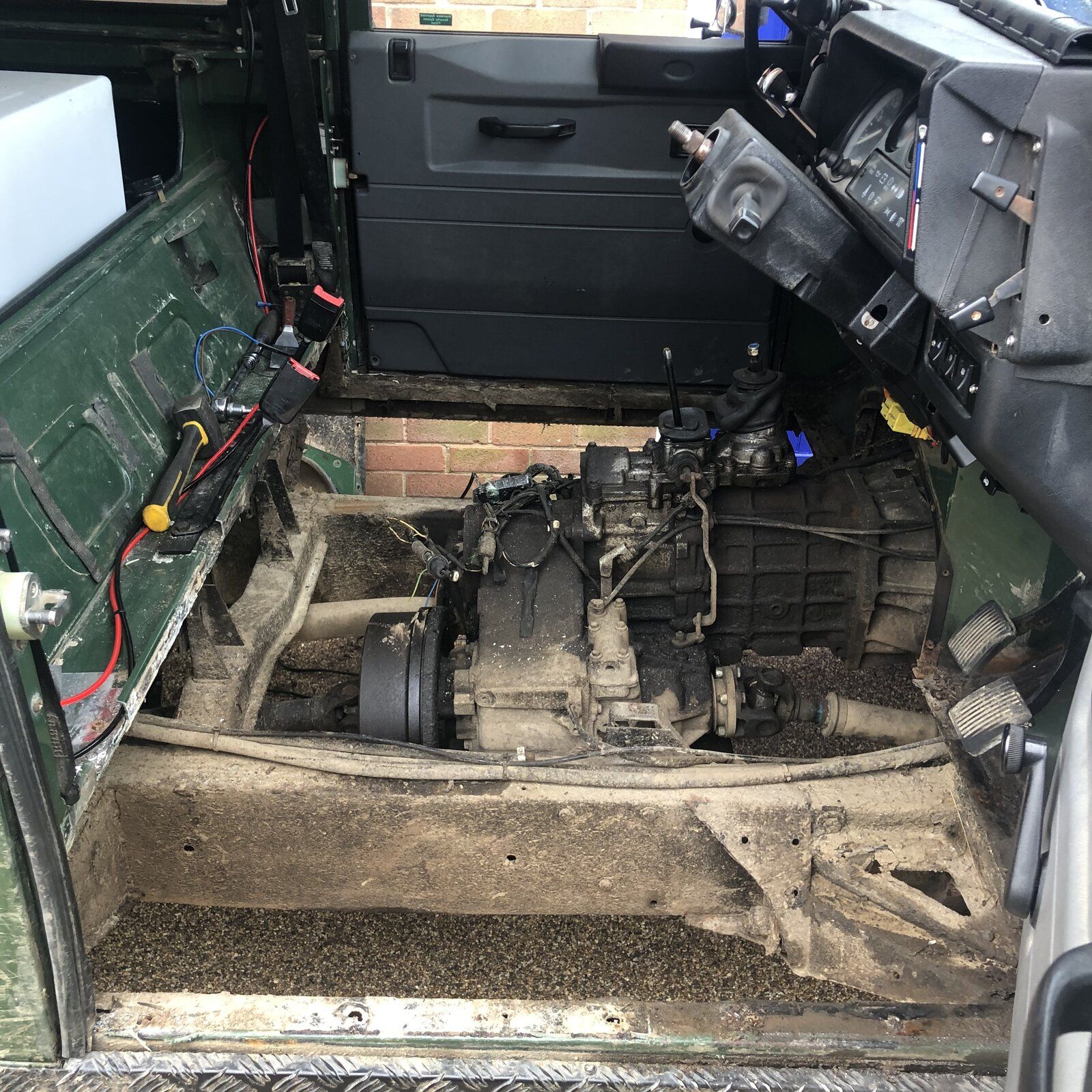 landy cab.JPG