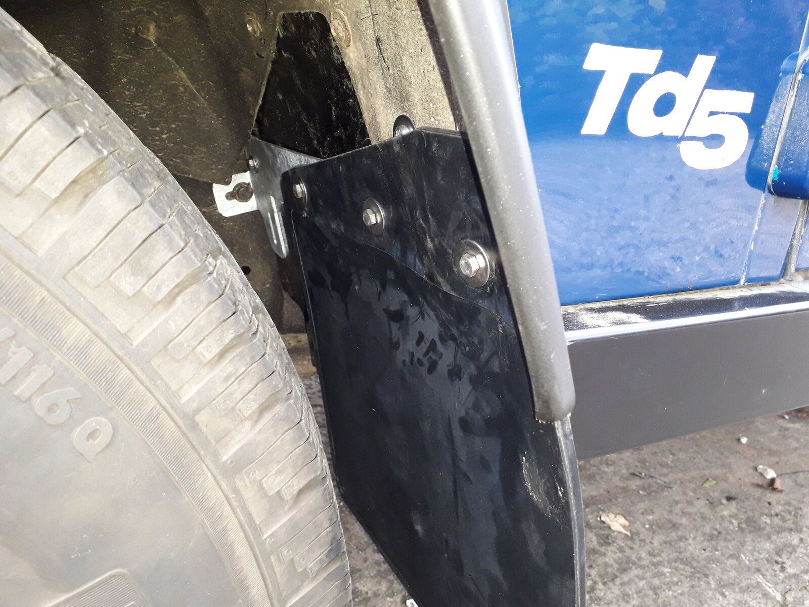 Mud flap 02.jpg
