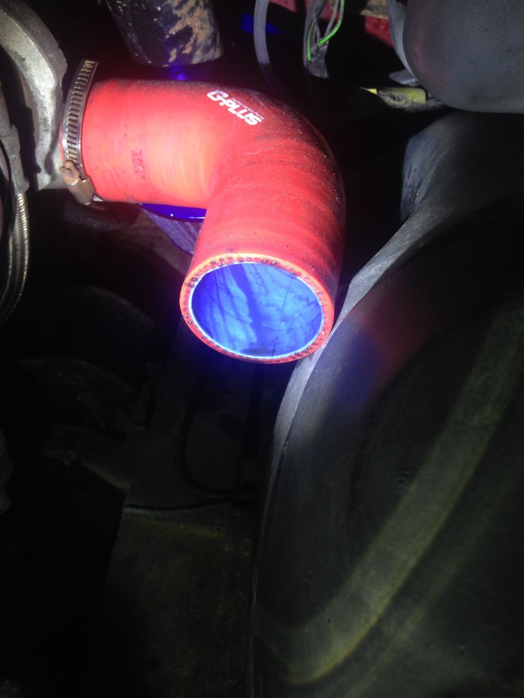 oil in turbo exit pipe.JPG