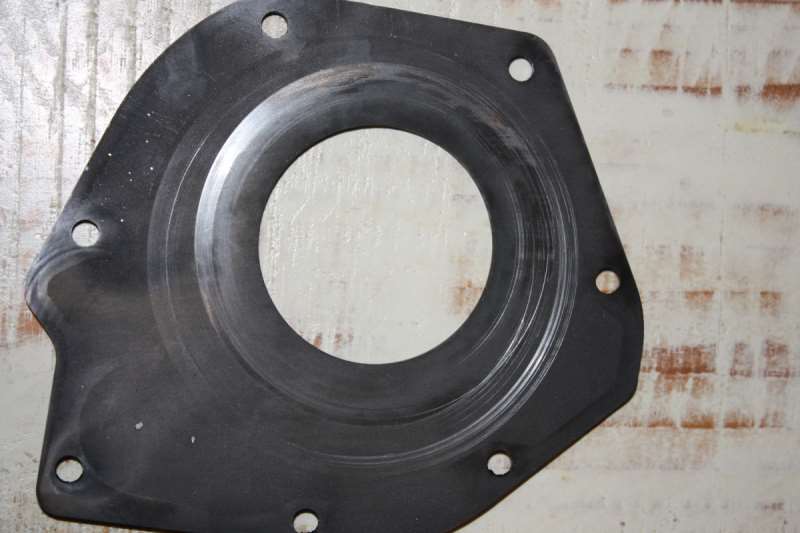 Oil pump cover.jpg