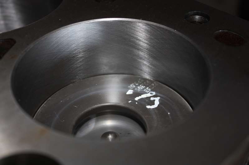 Piston 1.jpg