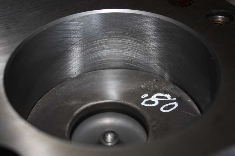 Piston 4.jpg