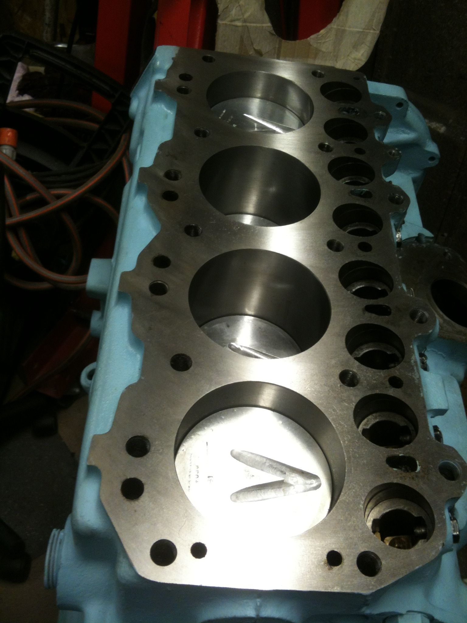 pistons fitted.JPG