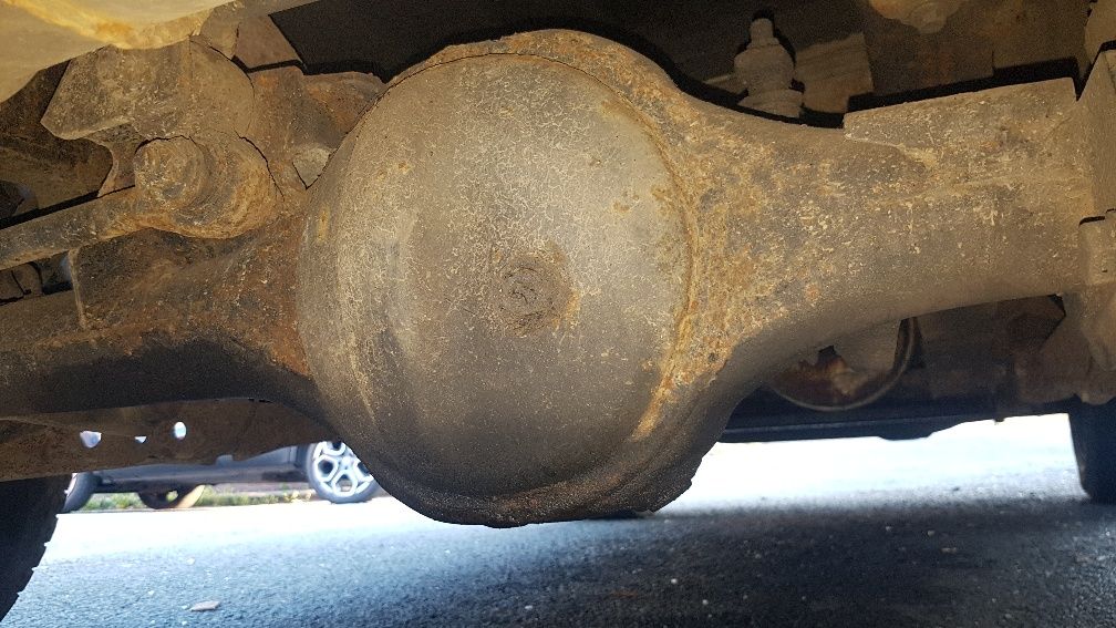 rear axel.jpg
