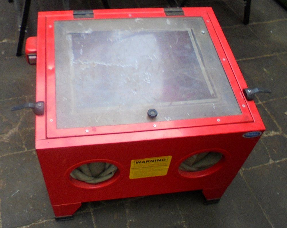Sand blasting cabinet mods1.JPG