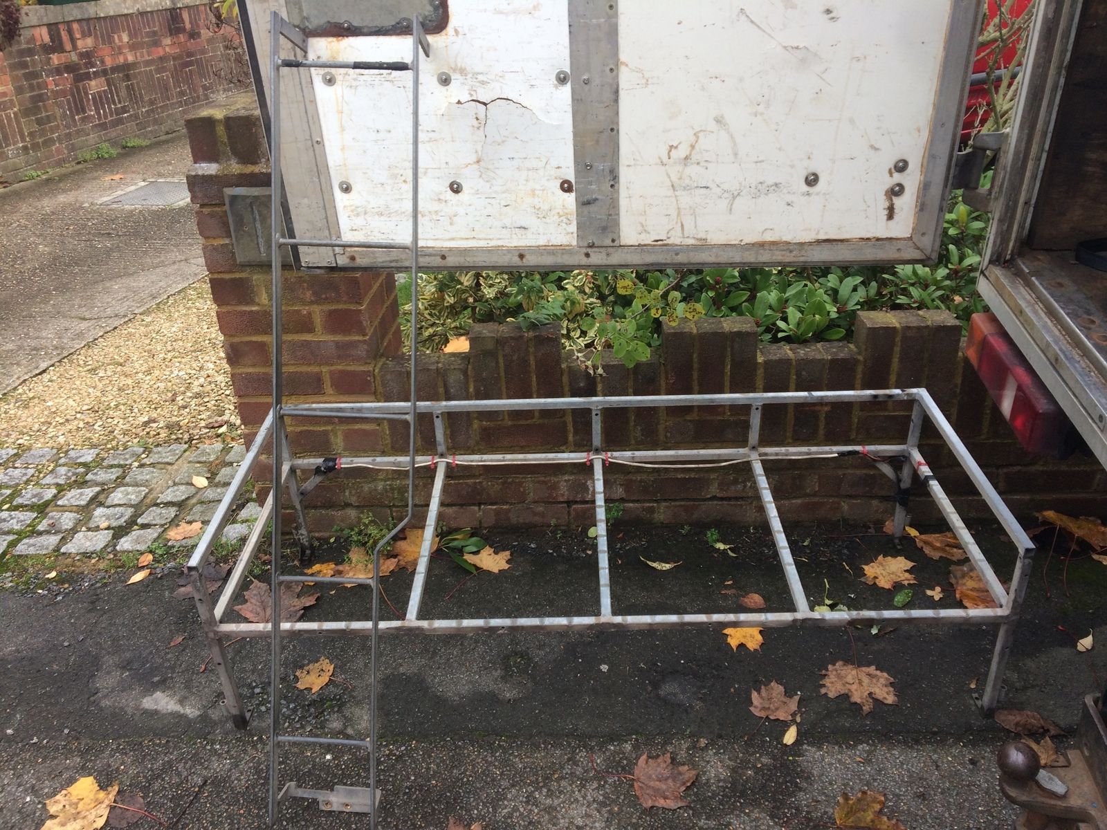 small_and_ladder.JPG