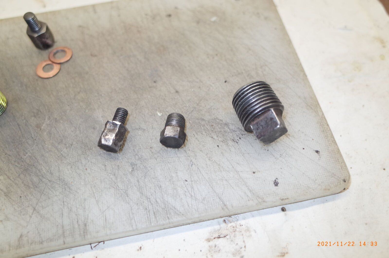Three-plugs(old)2.JPG