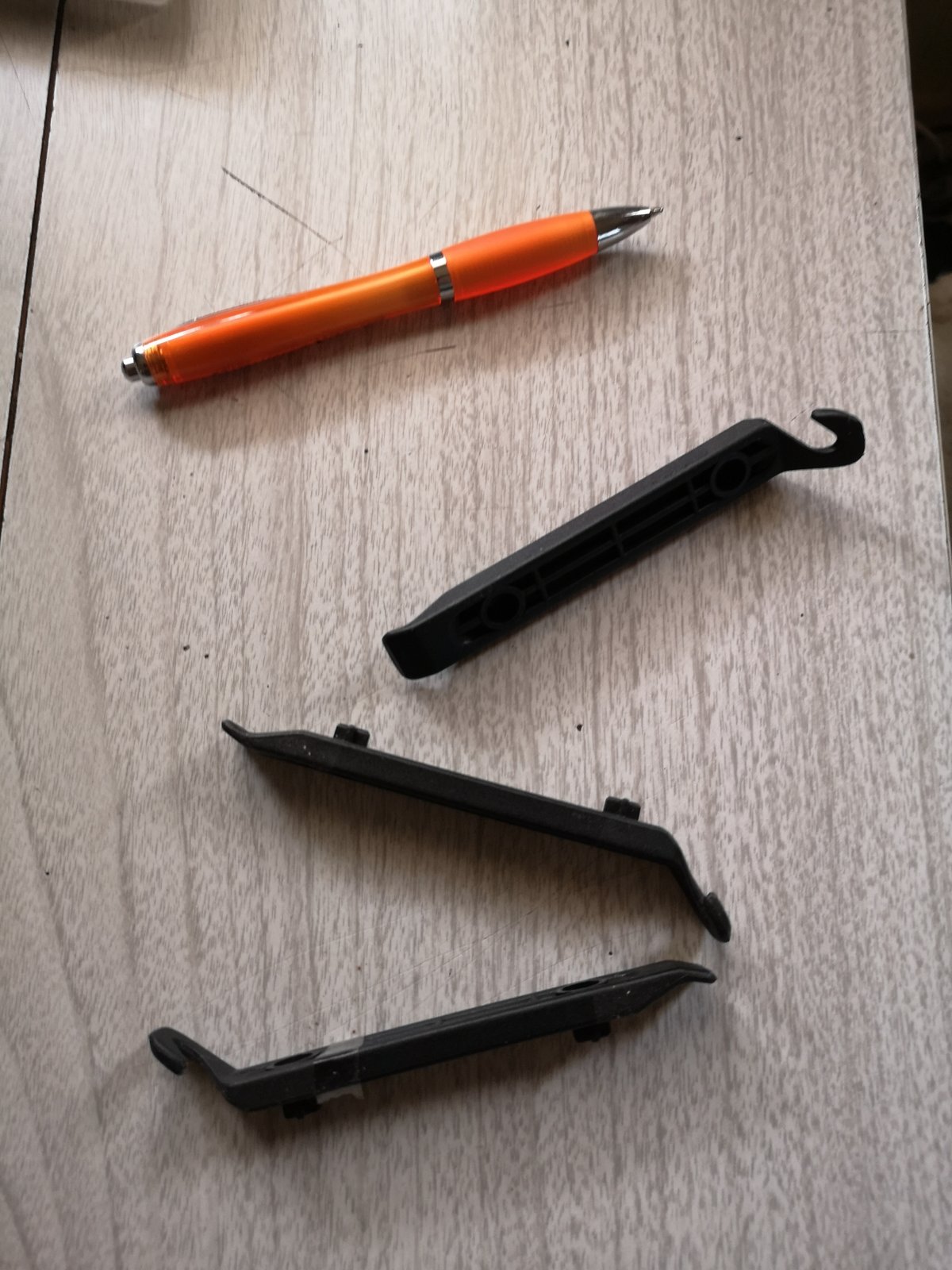 tyre levers.jpg