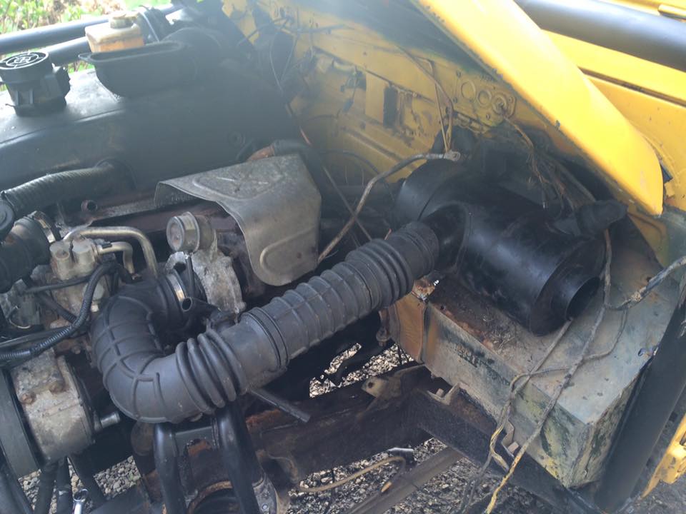 yellow 90 airbox 1.jpg