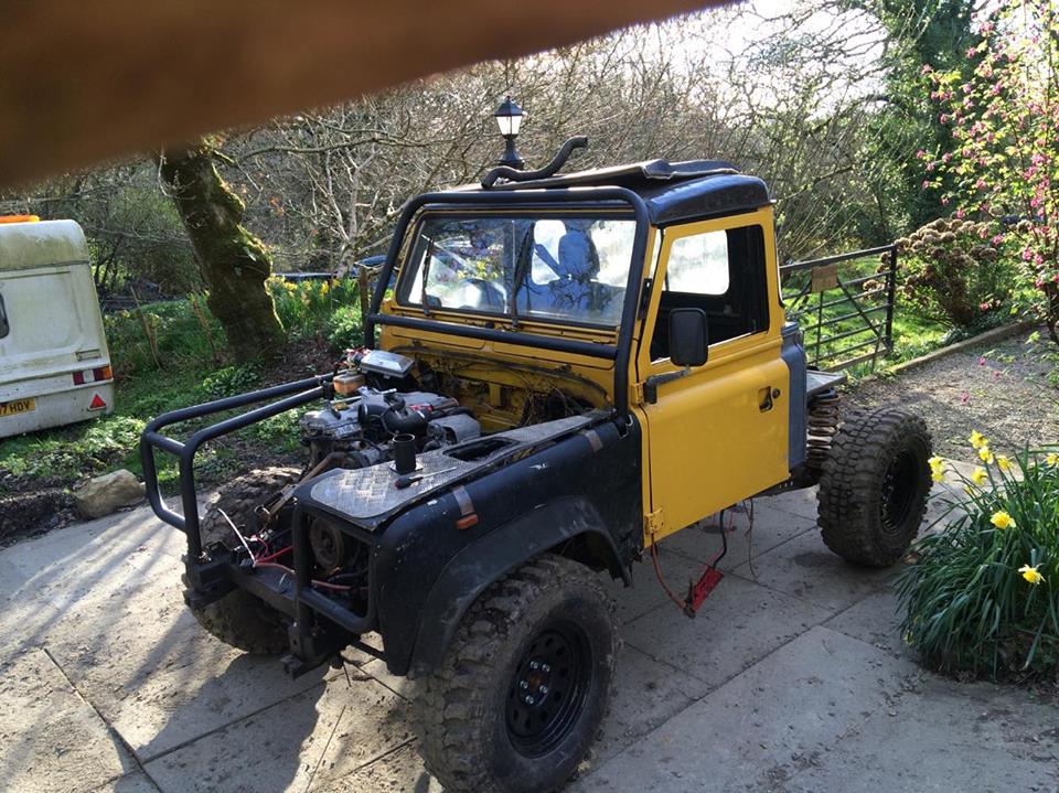 yellow 90 drive td5 2.jpg
