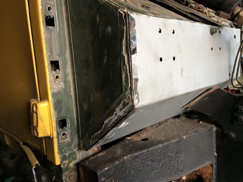 yellow 90 footwell in loose.jpg
