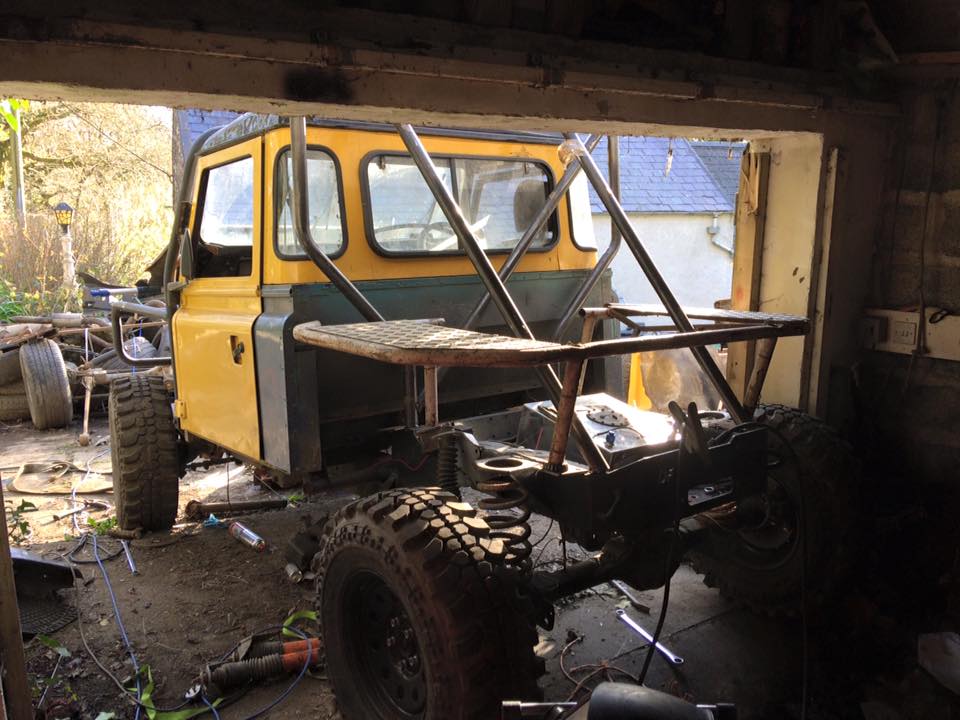 yellow 90 rear tray loose.jpg