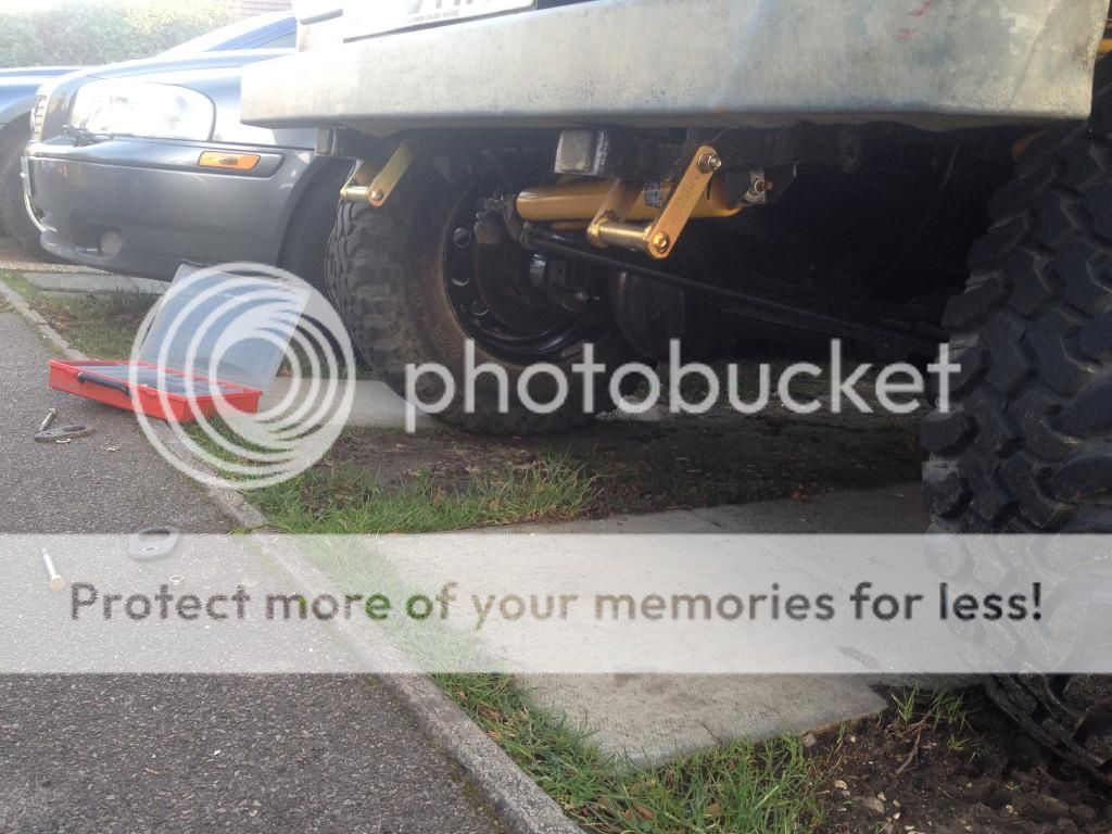 LandRover1781_zpsdd5146ed.jpg