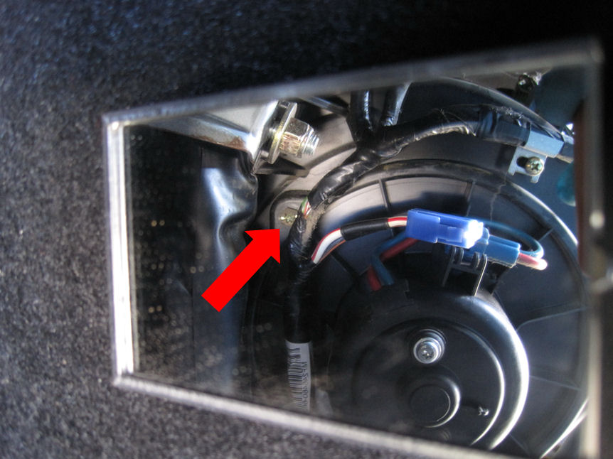BYj012resizemoQ.jpg