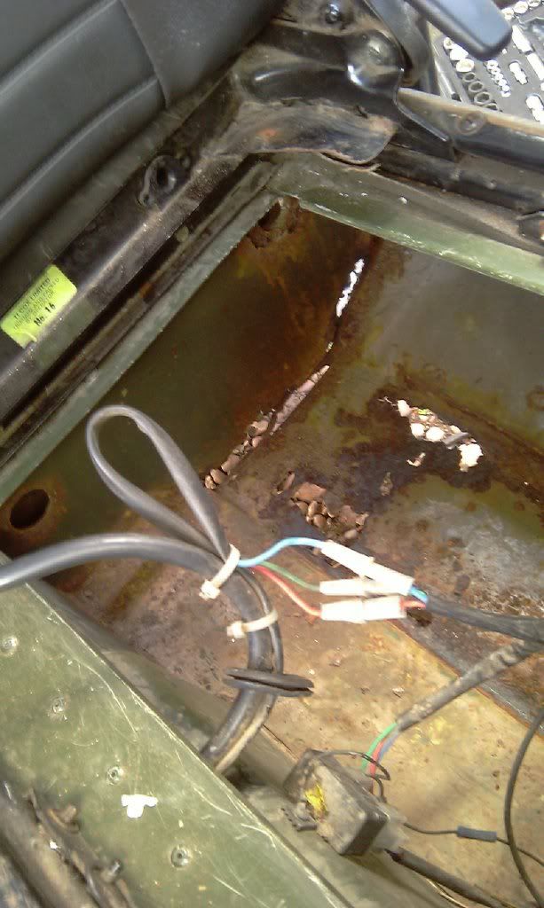 BatteryBox03.jpg