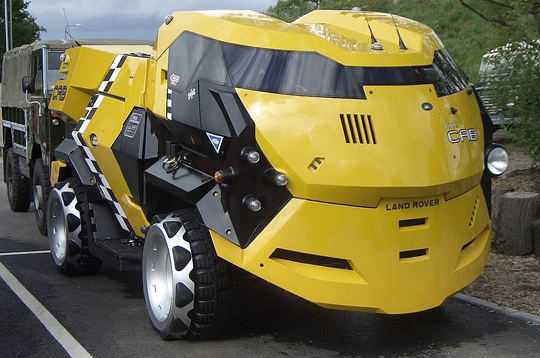 judge-dredd-land-rover.jpg