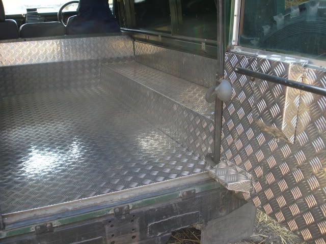 checkerplate002.jpg