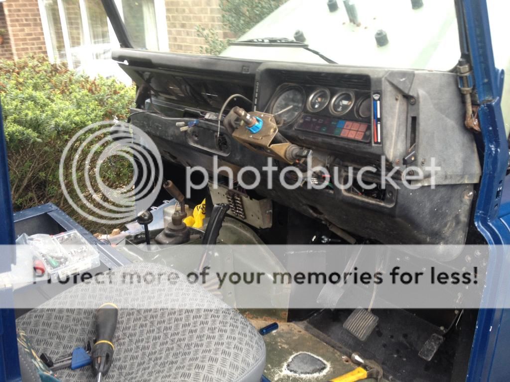 LandRover1609_zpsb1329524.jpg