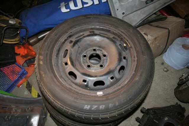 VW4stud14steelwheels.jpg