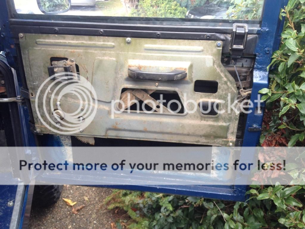 LandRover1703_zps6cbffcb1.jpg