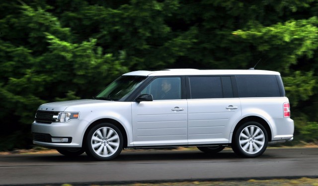 2013-ford-flex_100385726_m.jpg