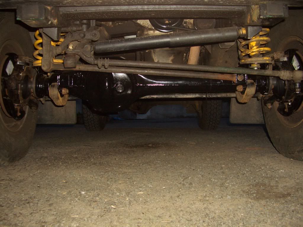 Changingmedefenderaxle019.jpg