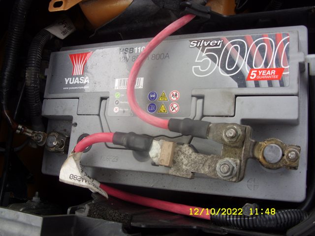 E44 Varta Silver Dynamic Car Battery 77Ah (577400078) (096)