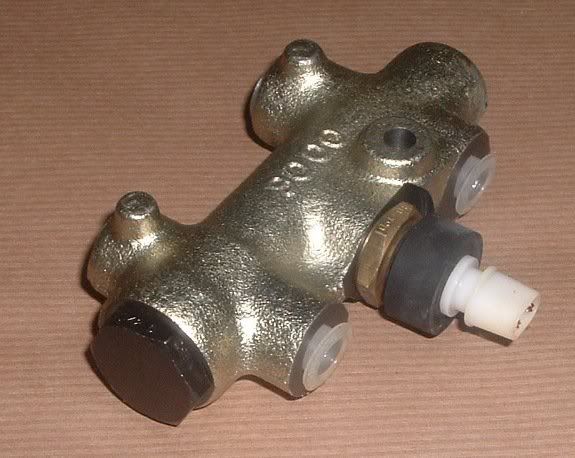 NRC4880-BRAKE-SYSTEM-PDWA-VALVE1.jpg