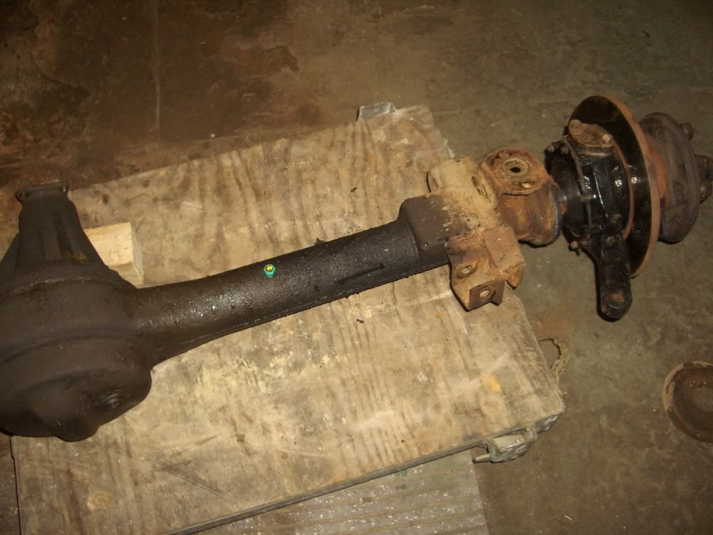 Axleout012.jpg