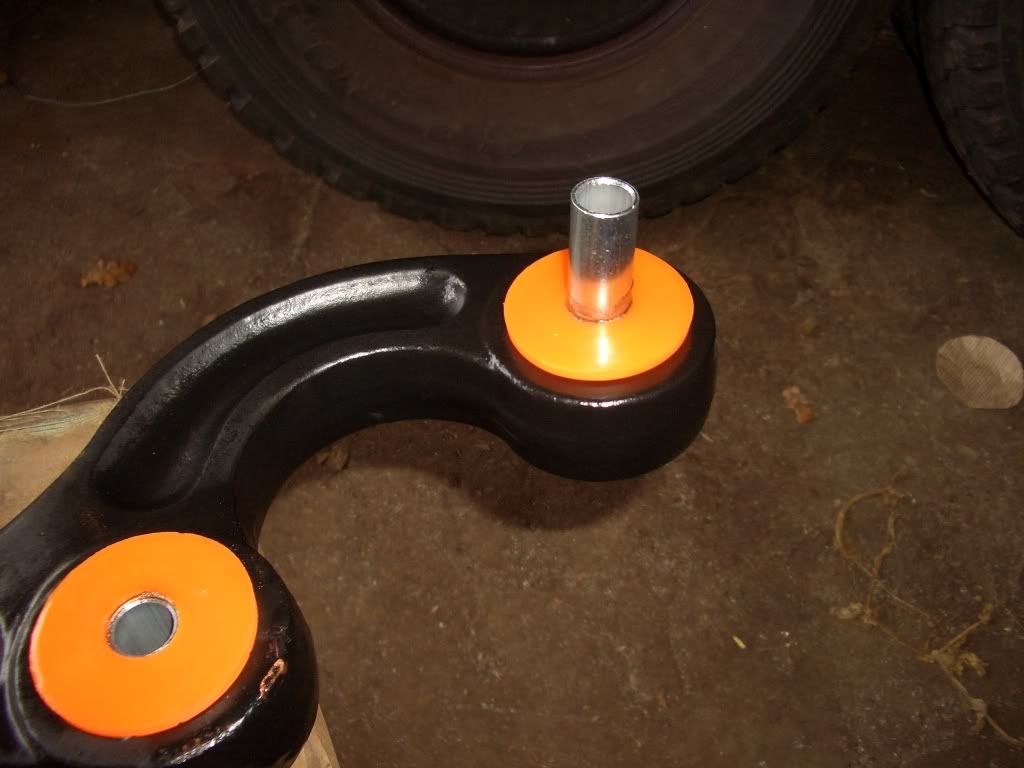 frontradiusarmbushes004.jpg