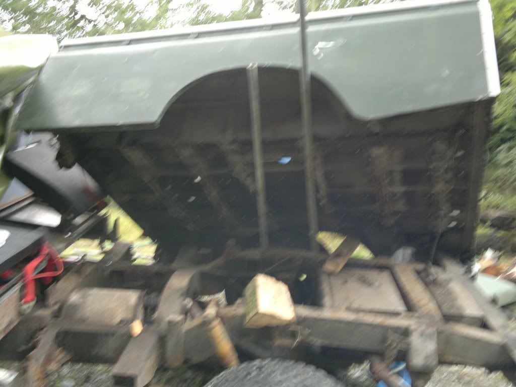 16082011305.jpg