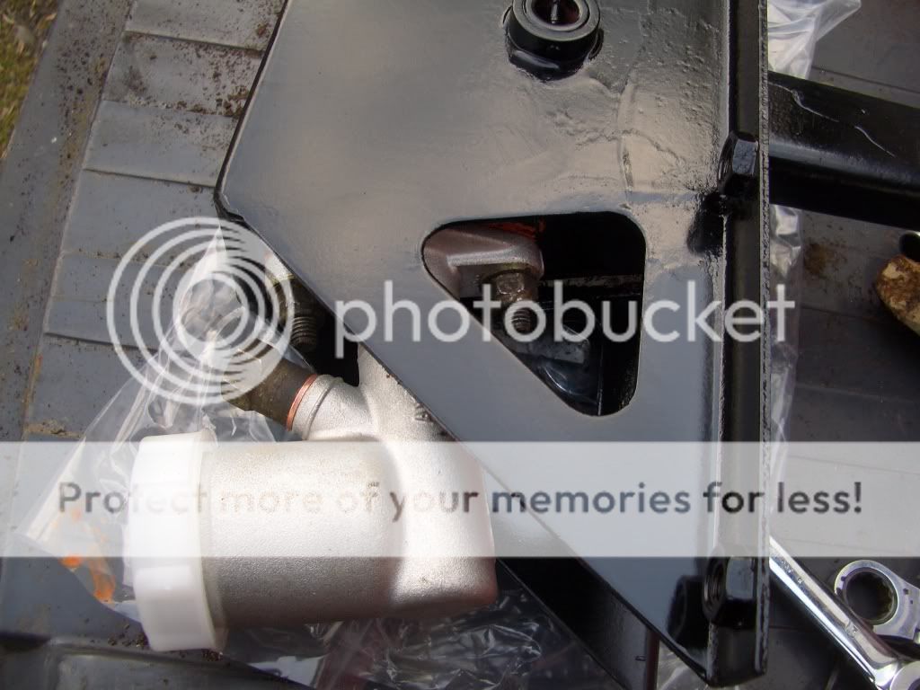Clutchmastercylinder016.jpg