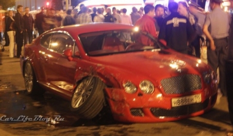 car_crash_illegal_night_race_through_moscow_ten_people_injured.jpg